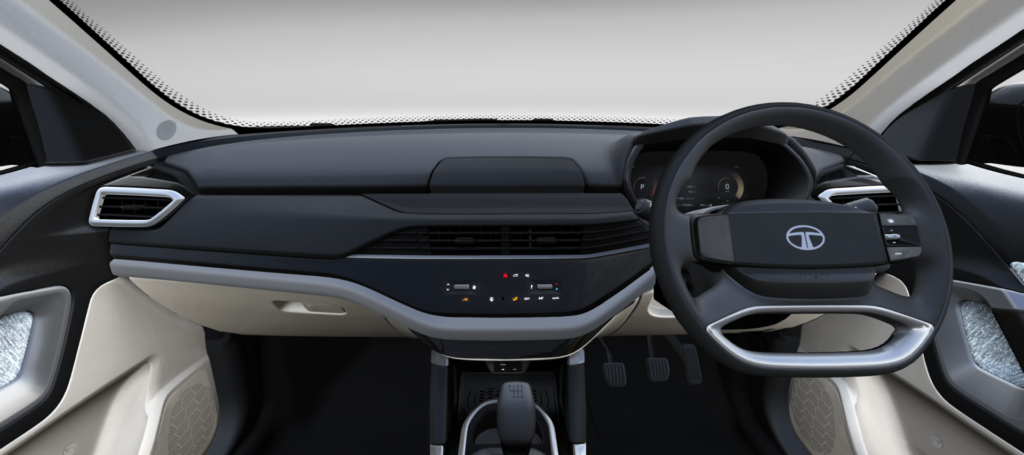 Tata Safari Base 2026 vs Mahindra XUV 7XO Base 2026